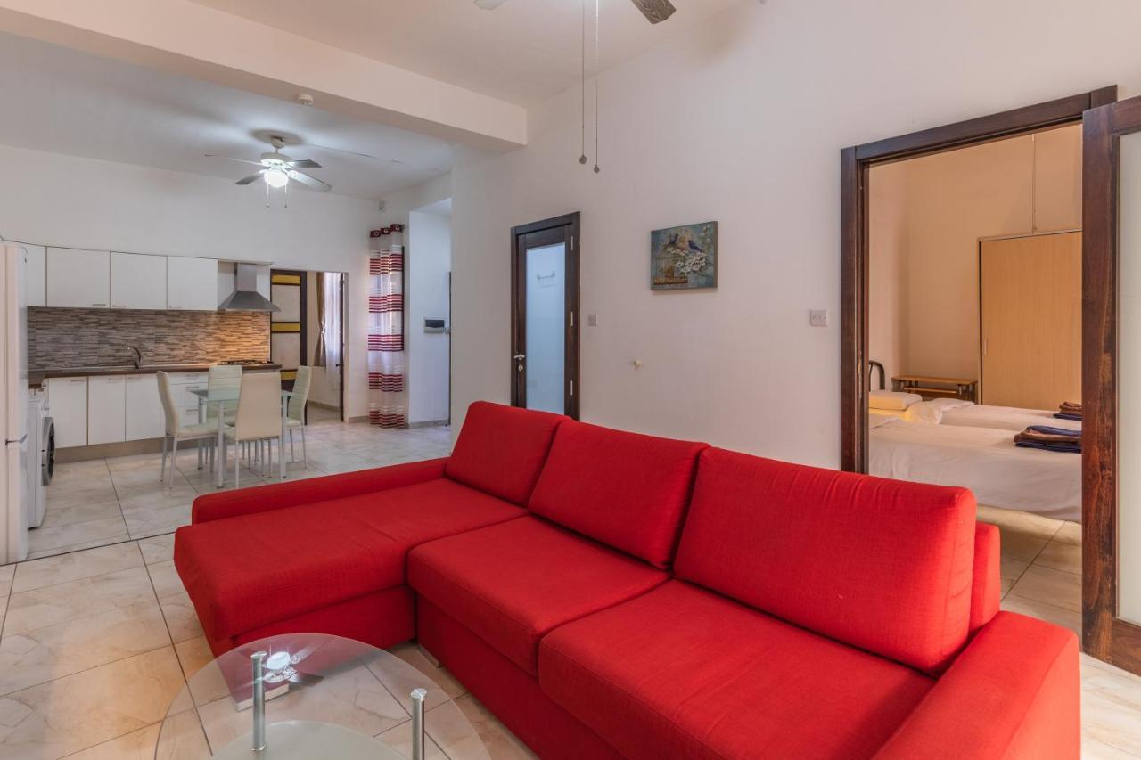 Bormla - Comfortable Two Bedroom Apartment Cospicua Esterno foto