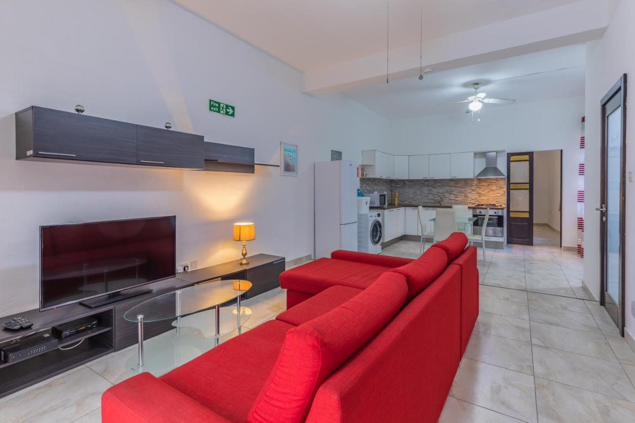 Bormla - Comfortable Two Bedroom Apartment Cospicua Esterno foto